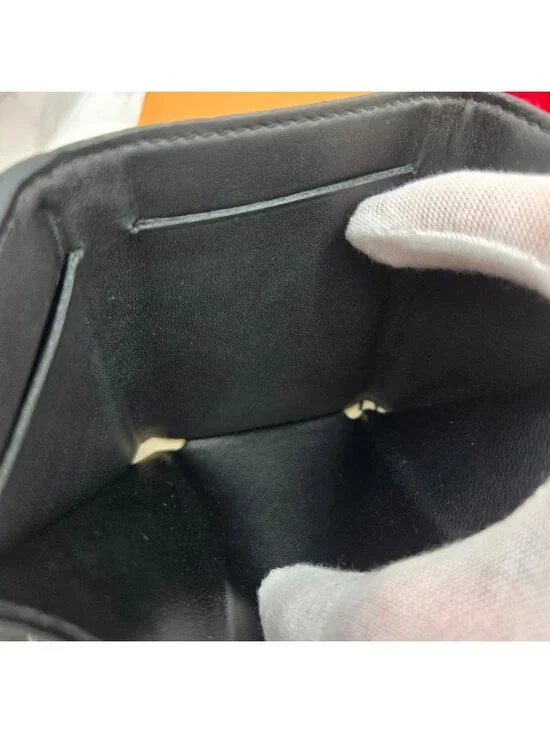 ★SOLD★ Louis Vuitton Monogram Eclipse Discovery Fold Wallet - Picture 14 of 15